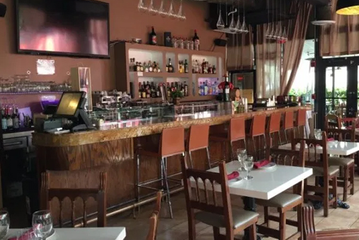 Restaurant y Pub